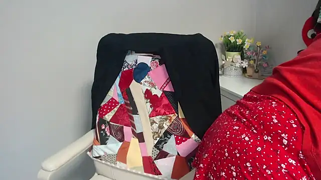 Adelewildx online show from 02-05-25, 07:39