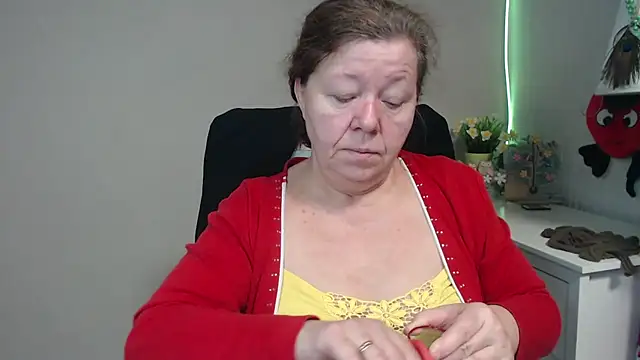 Adelewildx online show from 02-25-25, 04:46