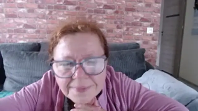 Adelewildx online show from 10-17-25, 10:51