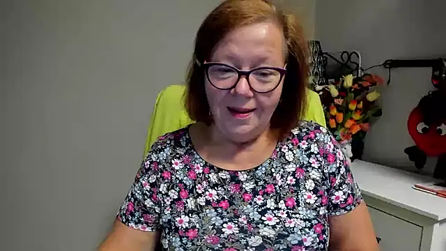 Snapshot of Adelewildx chatting on 07-09-26, 03:21 Adelewildx online show from 07-09-26, 03:21
