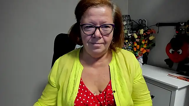 Snapshot of Adelewildx chatting on 07-15-26, 02:39 Adelewildx online show from 07-15-26, 02:39