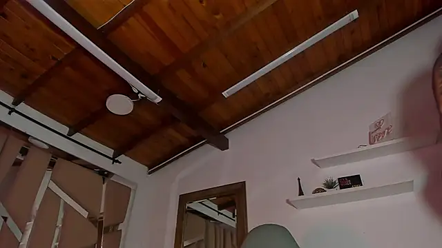 Snapshot of mister_miike chatting on 03-02-25, 06:16 mister miike online show from 03-02-25, 06:16