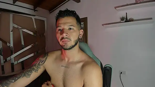 Snapshot of mister_miike chatting on 03-13-25, 03:11 mister miike online show from 03-13-25, 03:11