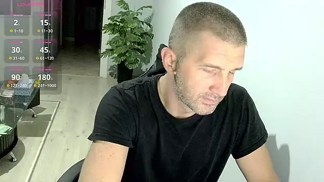 Snapshot of Maribor chatting on 10-10-25, 09:25 Maribor online show from 10-10-25, 09:25