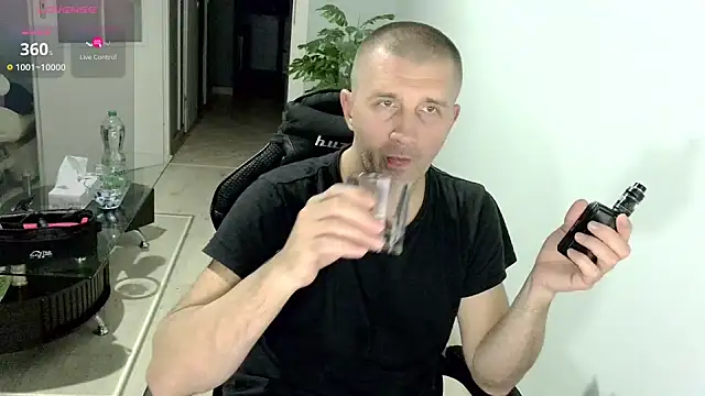 Snapshot of Maribor chatting on 10-29-25, 11:17 Maribor online show from 10-29-25, 11:17