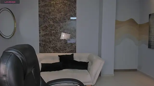 Snapshot of BrennaWalker chatting on 03-07-25, 03:19 BrennaWalker online show from 03-07-25, 03:19