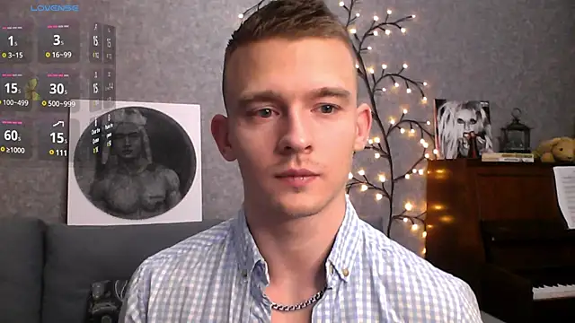 Snapshot of Marvelboy_ chatting on 01-22-25, 10:59 Marvelboy online show from 01-22-25, 10:59