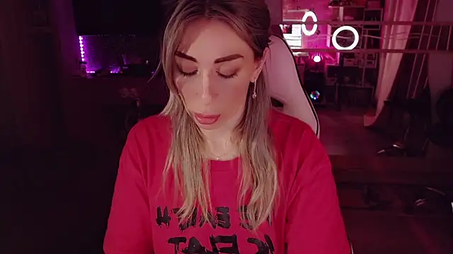 AnnieGOld  online show from 03-02-26, 05:08