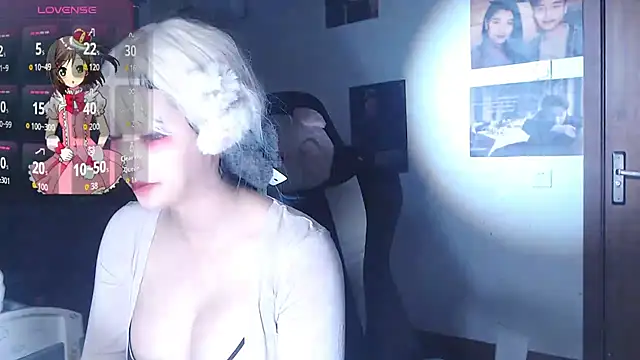 candy cola online show from 10-12-25, 05:39