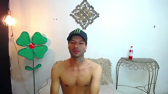 Snapshot of SexyKataShow chatting on 11-27-25, 06:59 SexyKataShow online show from 11-27-25, 06:59