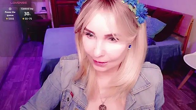 unique cam  online show from 04-18-26, 09:46