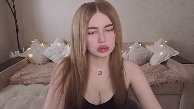 ViolettaLopez online show from 06-02-26, 01:13