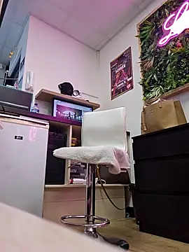 Snapshot of Nathotsexy1 chatting on 03-06-25, 02:29 Nathotsexy1 online show from 03-06-25, 02:29