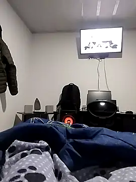 Snapshot of heberin chatting on 12-22-24, 11:33 heberin online show from 12-22-24, 11:33