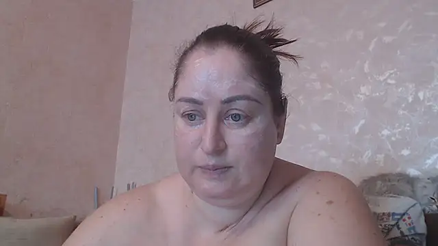 Amy August online show from 02-20-25, 09:44