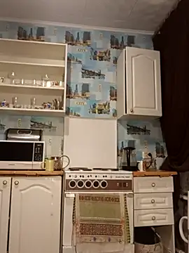 Amy August online show from 03-15-25, 04:21