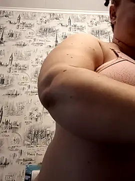 Amy August online show from 03-17-25, 05:34