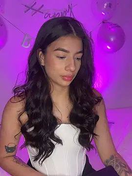 Veronica ar online show from 03-30-26, 04:24