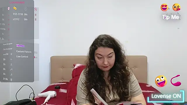 Snapshot of BBW_MILF_4U chatting on 01-09-26, 08:06 BBW MILF 4U online show from 01-09-26, 08:06