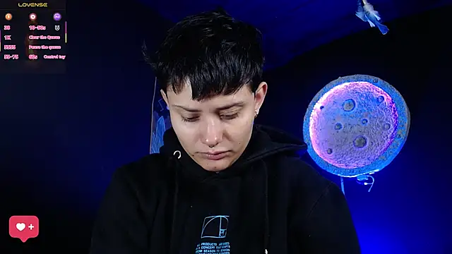 girl intense444 online show from 03-26-26, 01:17