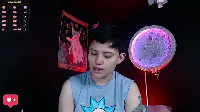 girl intense444 online show from 04-04-26, 01:19