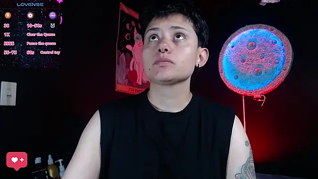 girl intense444 online show from 05-30-26, 01:19
