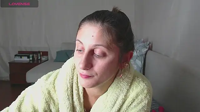 Snapshot of MARINO4KA6767 chatting on 12-19-25, 07:10 MARINO4KA6767 online show from 12-19-25, 07:10