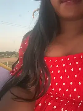 Dhiyapink online show from 02-14-25, 01:18