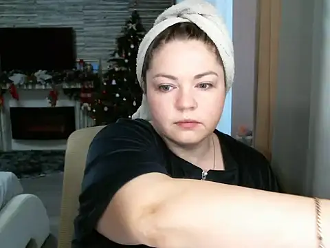 cute  cherry online show from 02-25-25, 07:52