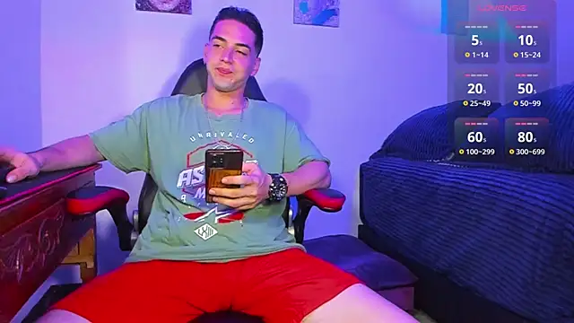 Alex smith00 online show from 12-04-24, 11:02