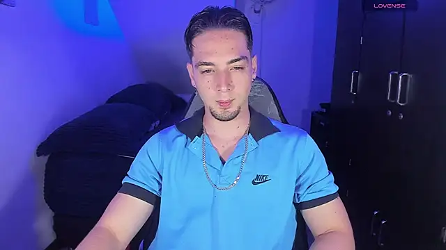 Alex smith00 online show from 10-07-25, 11:35