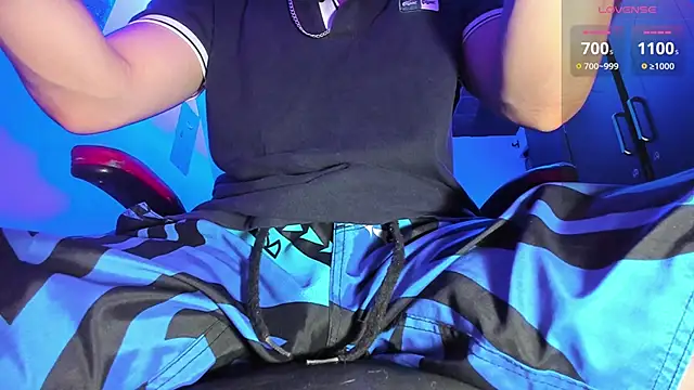 Alex smith00 online show from 03-07-26, 03:25