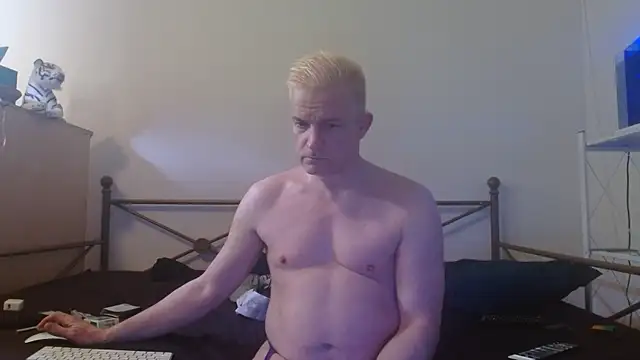 Snapshot of Dragonnyc@xh chatting on 02-06-25, 05:25 Dragonnycxh online show from 02-06-25, 05:25