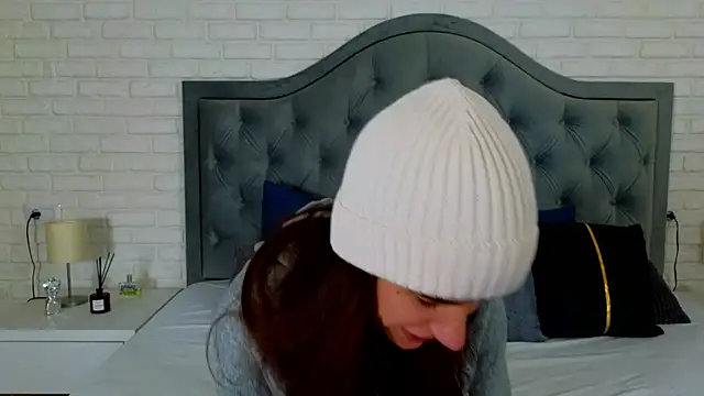 Snapshot of JennaMyers chatting on 02-08-25, 02:36 JennaMyers online show from 02-08-25, 02:36