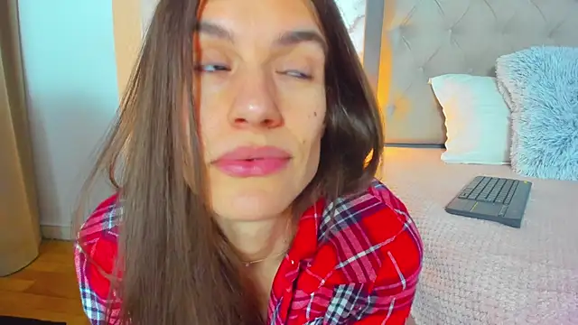 Snapshot of JennaMyers chatting on 02-25-25, 11:22 JennaMyers online show from 02-25-25, 11:22