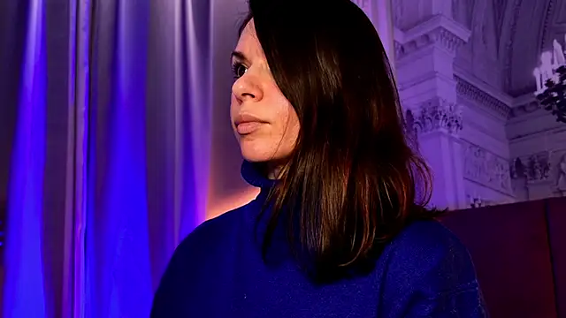 SofiaFoster  online show from 02-05-25, 03:20