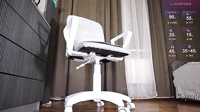 Amina Key online show from 01-16-26, 02:32