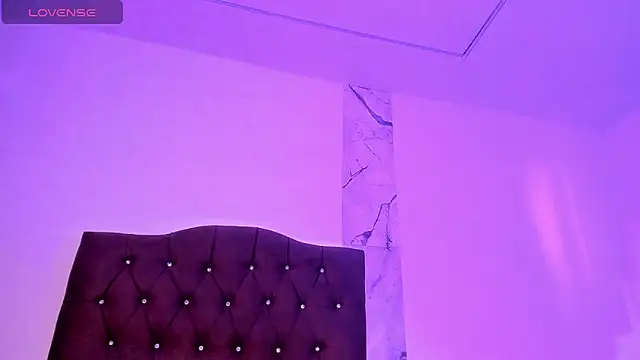 alysson 18 online show from 11-06-25, 01:12