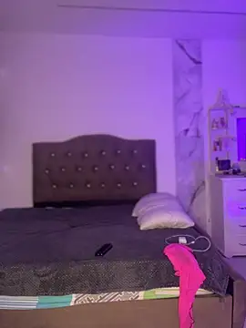 alysson 18 online show from 04-01-26, 02:36