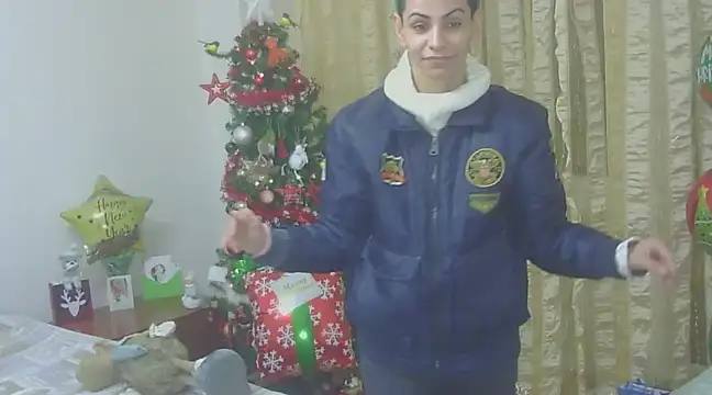 Snapshot of hotSANDRA_STARR chatting on 12-19-24, 11:25 hotSANDRA STARR online show from 12-19-24, 11:25