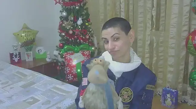 Snapshot of hotSANDRA_STARR chatting on 12-20-24, 02:30 hotSANDRA STARR online show from 12-20-24, 02:30