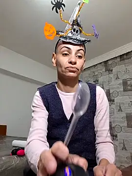 Snapshot of hotSANDRA_STARR chatting on 10-13-25, 04:29 hotSANDRA STARR online show from 10-13-25, 04:29