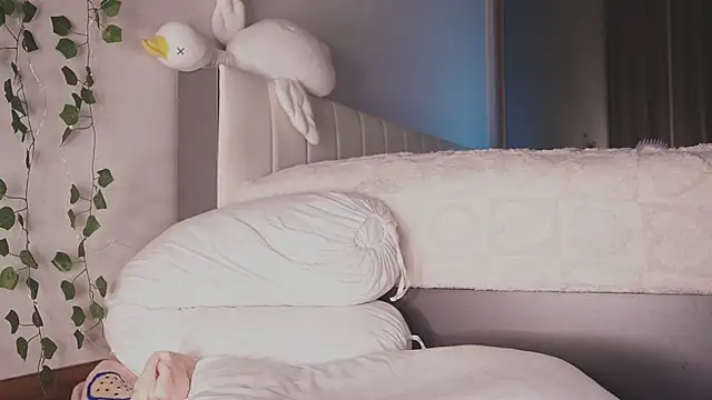 liassmolly1 couple online show from 02-23-25, 09:59