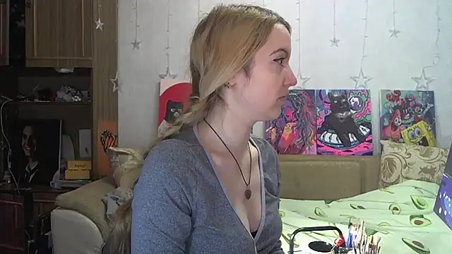 Snapshot of SecretSophia chatting on 12-08-24, 01:58 SecretSophia online show from 12-08-24, 01:58