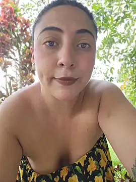 VickyHoult online show from 03-31-26, 07:03