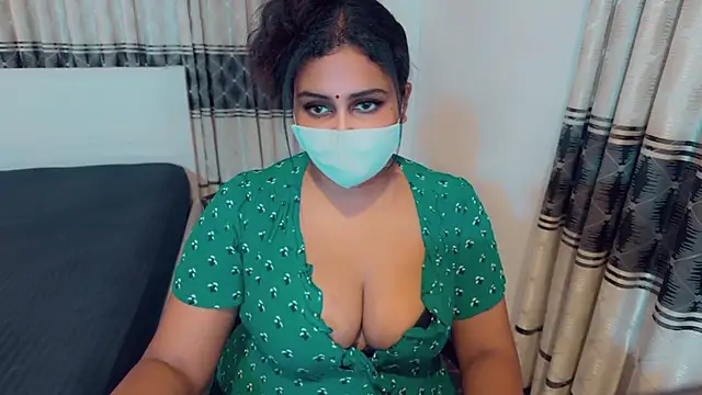 Snapshot of SonY_CaM chatting on 06-26-26, 11:14 SonY CaM online show from 06-26-26, 11:14
