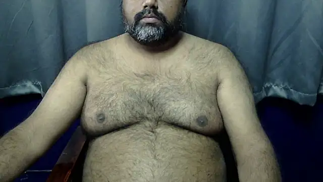 Snapshot of hairysubcub_70 chatting on 01-07-26, 06:38 hairysubcub 70 online show from 01-07-26, 06:38