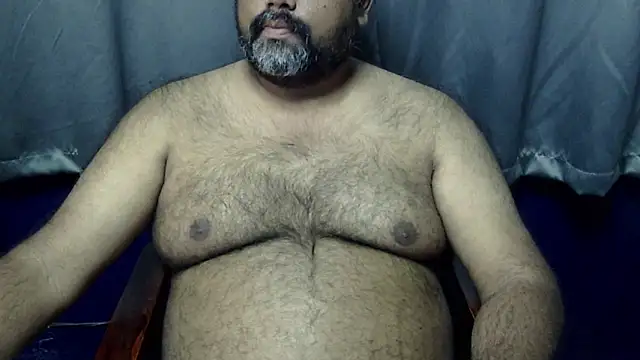 Snapshot of hairysubcub_70 chatting on 01-10-26, 06:26 hairysubcub 70 online show from 01-10-26, 06:26