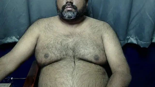 Snapshot of hairysubcub_70 chatting on 01-11-26, 03:22 hairysubcub 70 online show from 01-11-26, 03:22