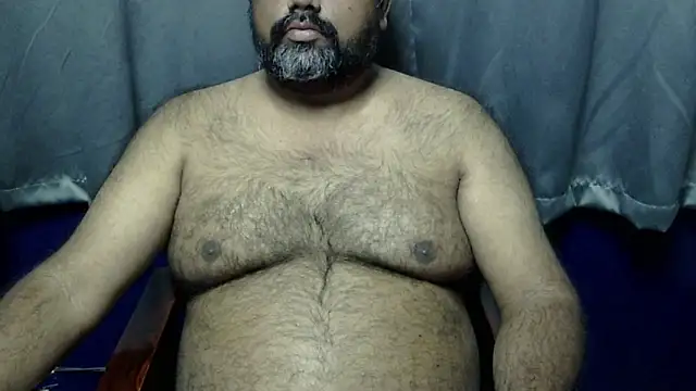 Snapshot of hairysubcub_70 chatting on 01-11-26, 04:01 hairysubcub 70 online show from 01-11-26, 04:01